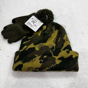 Youth Nike Hat and Glove Set
